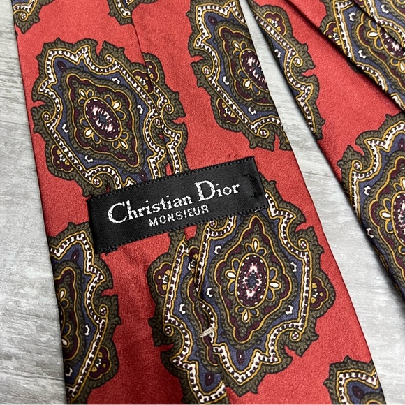 Christian Dior Red w/ Olive, Gold & Blue Medallion Silk Tie - Picture 3 of 4